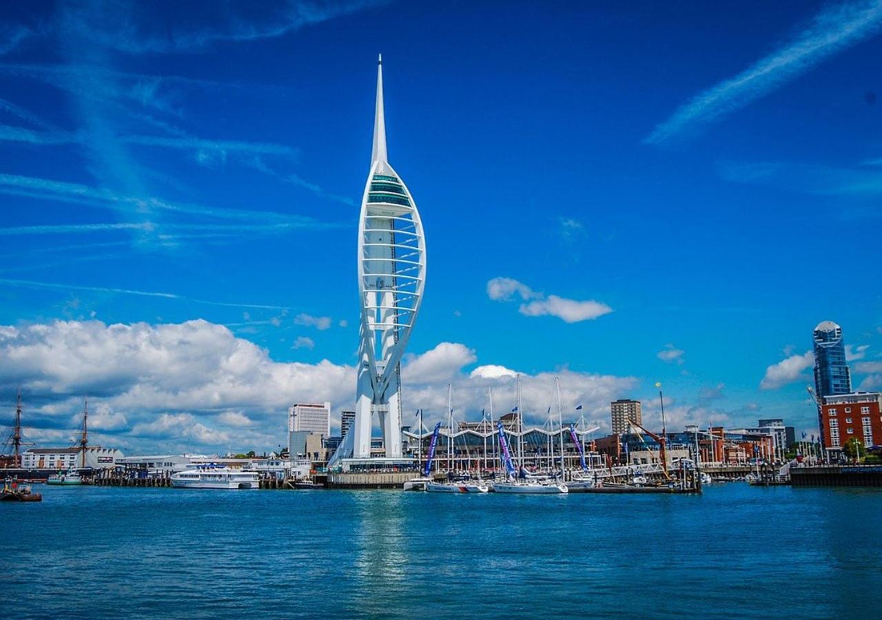 Flat A - Spacious Ground Floor, 1 Bedroom Apartment In Central Southsea, Portsmouth Bagian luar foto
